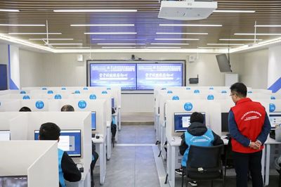 第三屆全國信息通信和互聯(lián)網(wǎng)行業(yè)職業(yè)技能競賽信息通信網(wǎng)絡(luò)機(jī)務(wù)員賽項(xiàng)圓滿落幕，推動(dòng)互聯(lián)網(wǎng)信息技術(shù)服務(wù)高質(zhì)量發(fā)展